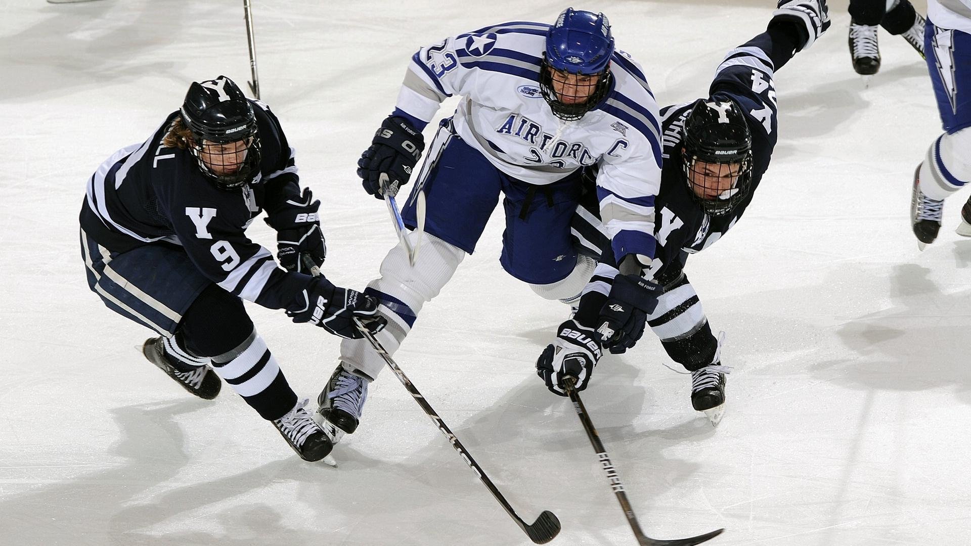  加拿大队教练压力巨大！，Scout遭遇三持续失利赢得满堂喝彩